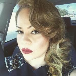 Meet your Posher, Luz